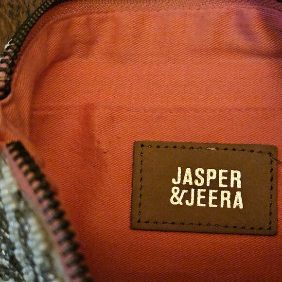 Jasper & Jeera Silver, White and Pink Beaded Bag - Picture 5 of 6